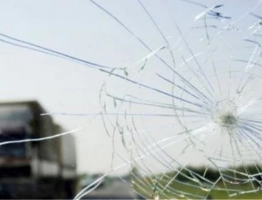 Πάτρα: Πετούν μπουκάλια σε οδηγούς στην Περιμετρική - Συναγερμός στην ΕΛΑΣ